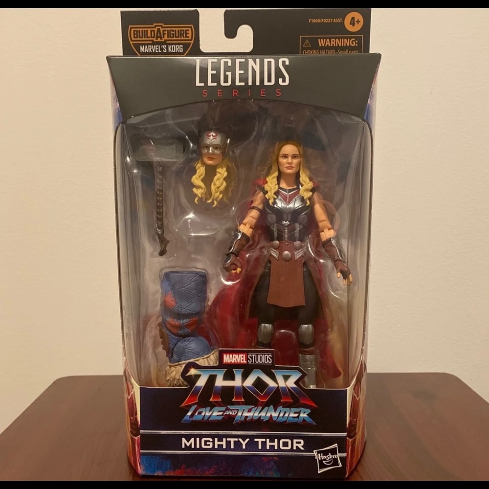 BRAND NEW Marvel Legends Series Thor
